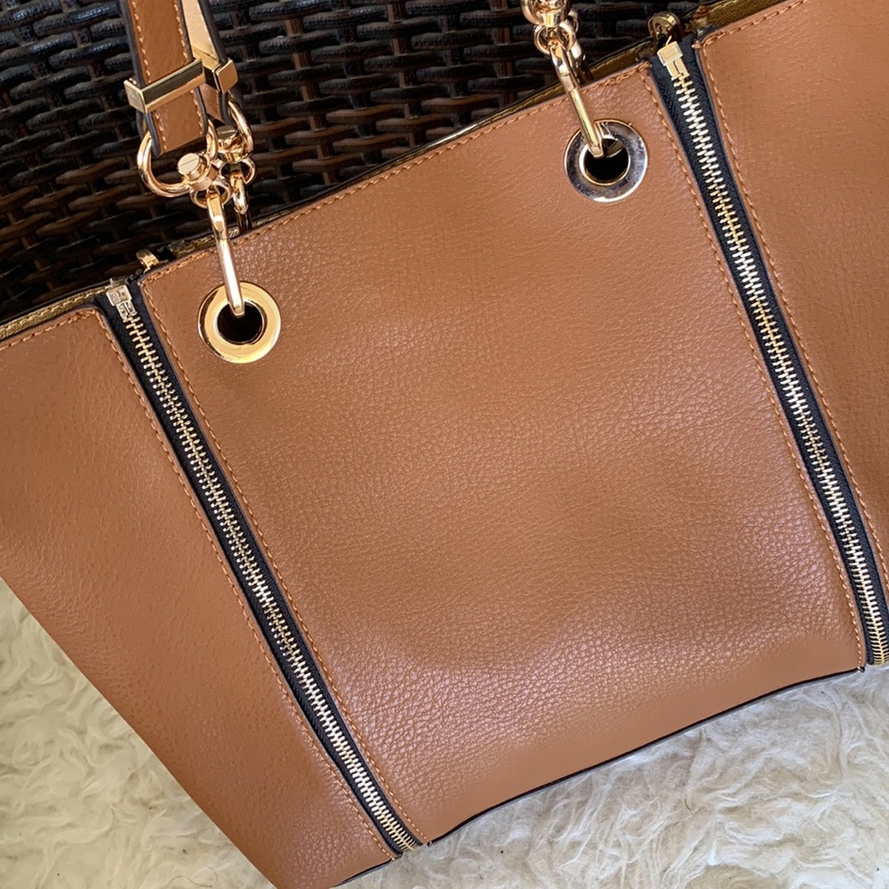 Rare Parfois Removable Zip Rounded Shoulder Bag - Picture 14 of 16